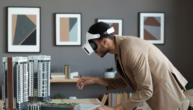 Decovision Operates Smoothly Across Environments